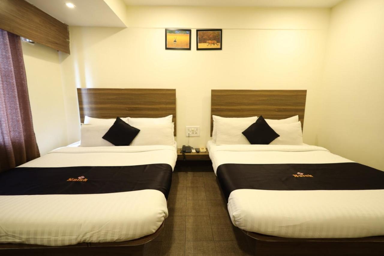 Saish Hotel Shirdi Extérieur photo