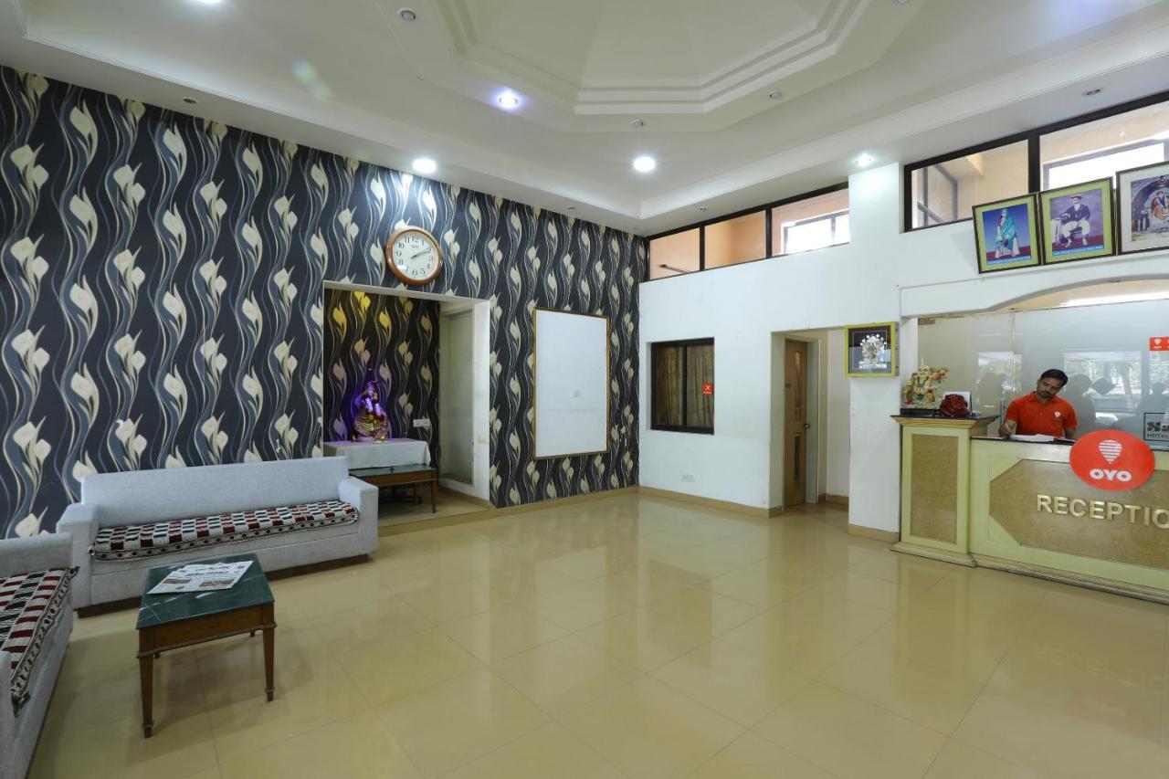 Saish Hotel Shirdi Extérieur photo