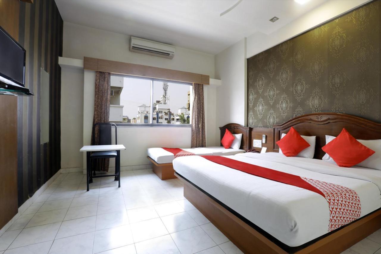 Saish Hotel Shirdi Extérieur photo